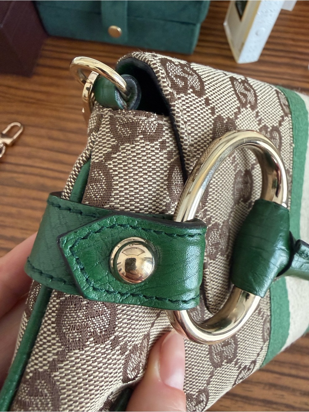 Gucci Green and Cream GG Canvas Shoulder Bag with Horsebit - Picture 9 of 13